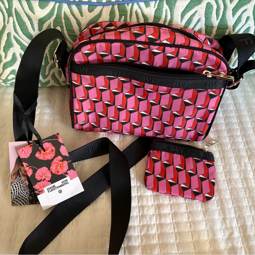 DVF for TARGET Pink Crossbody Geometric New with tags. Includes change purse!